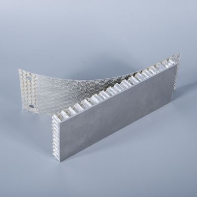 गुणवत्ता  1250x2500mm Aluminum Honeycomb Sheet For Solar Thermal Utilization System कारखाना
