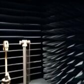 मधुमक्खी के छिलके को अवशोषित करना अरामाइड मधुमक्खी के छिलके का कोर विद्युत चुम्बकीय संगतता के लिए अंधेरा कमरा